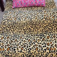 تخت یک نفره فلزی