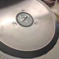 کالباس بر واستیک گوشت