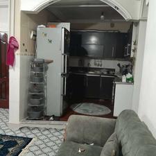 اپارتمان مرکز شهر. زیر قیمت90متر