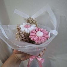 باکس و گیفت و دسته گل شمعی