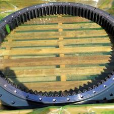 دنده گردان بیل مکانیکی دوسان 420 سولار