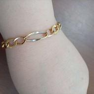 دستبند طلا گرمی 200 بالای تابلو