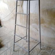 4پایه آهنی فروشی