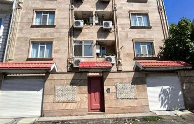 آپارتمان 111 متری/خوش نقشه/دسترسی عالی/فلکه گاز