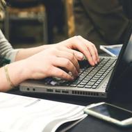 تایپ و ترجمه ، دست نویسی و خلاصه نویسی