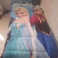 روتختی السا وآنا بسیار تمیز درحد نو فقط پهن شده استفاده نشده