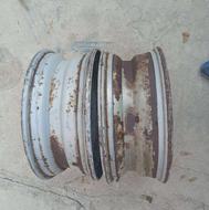 رینگ نیسان وانت چرخ عقب