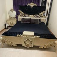 تختخواب سلطنتی