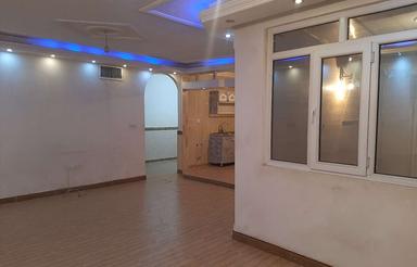 خونه ویلایی اجاره ی حیاط دارد 115متری