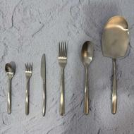 سرویس 88 پارچه 24 نفره لایف اسمایل