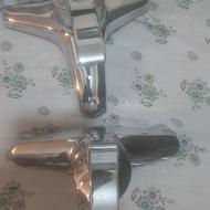 تعدادی شیر توالت حمام و روشویی و الم دوش ساده نیوپایپ