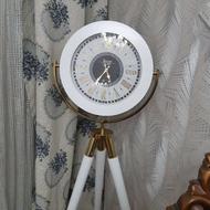 ساعت پایه دار و دیواری