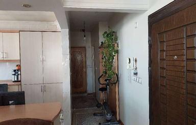 آپارتمان در سهراه سمین