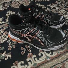 کفش کتونی نو