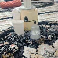 درحد‌نو‌است،فقط‌اب‌میوه‌گیرش‌شکسته