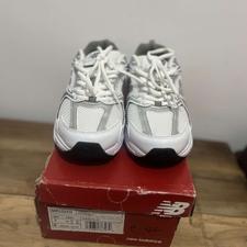 کتونی نیوبالانس 530