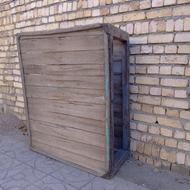 کرسی چوبی زیره دار بزرگ