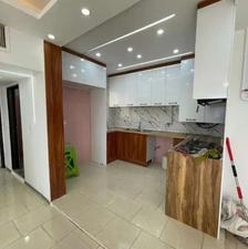 واحد 82متری ویو دار فول لاکچری