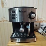 قهوه ساز نو نو استفاده نشده قیمت پنج میلیون و پانصد