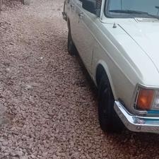 پیکان مدل 1383