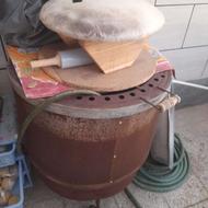 یک عدد تنور گازی بزرگ سالم اماده بکار