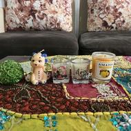 عروسک و شمع