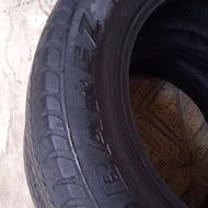 لاستیک بارز و روکش صندلی سمند کاملا صحیح و سالم