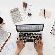 امور مالی و اداری کلیه شرکت ها و بنگاهها و فروشگاهها