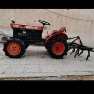 کار کردن با تراکتور باغی