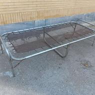 تخت تاشو قدیمی عتیقه فنری فلزی محکم