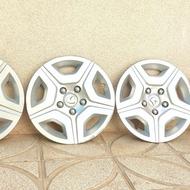 قالپاق تارا