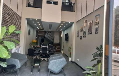 اجاره و فروش مغازه 70متری املاک با لوازم