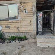 خانه ویلایی با 100 متر حیاط دارای سند مالکیت