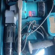 بتن کن و اتو لوله کشی