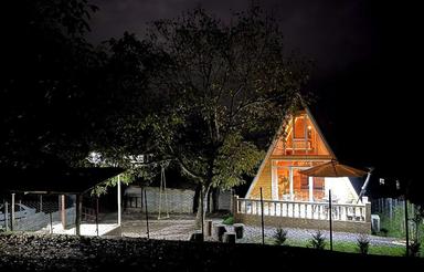 اجاره روزانه کلبه چوبی جنگلی