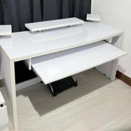 میز استودیو