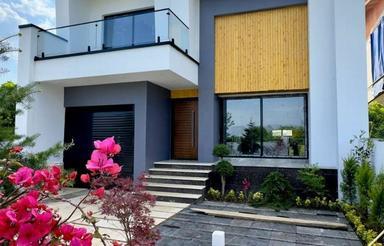 فروش ویلا 200 متر در بلویج