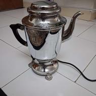 سماور برقی استیل کوچک دو لیتری سالم تمیز