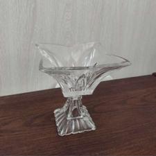 میوه خوری واجیل خوری تیارا