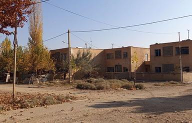 سند تک برگ انشعاب رو ساختمون نصب میباشد