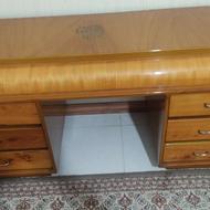 میز آرایش یا کنسول