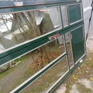 درب منزل آلمنیومی کاملاًن سالم