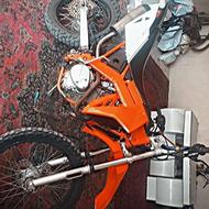 موتور سیکلت طرح کراس