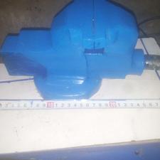 4تاگیره رومیزی فولادی دستساز