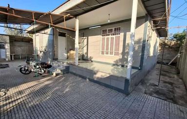 زمین مسکونی بهمراه خانه کلنگی