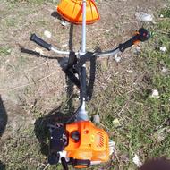 علفتراشی با دستگاه علفتراش