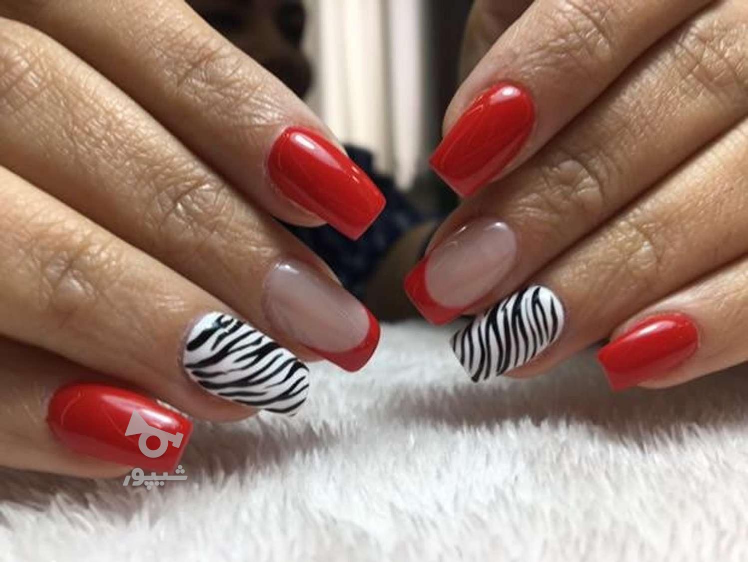 کاشت ناخن ویدا