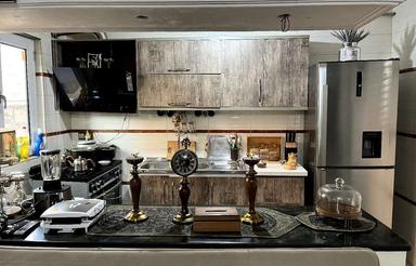 خونه سیزده سال ساخت دارای هفتاد متر بنا صدمتر متراژ کامل