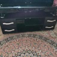 میز تلویزیون شیشه‌ای