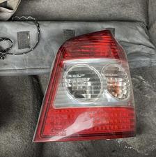 چراغ خطر عقب سمت شاگرد